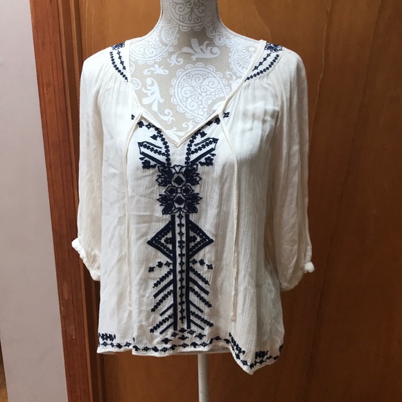 Urban Outfitters Tops - Urban Outfitters Ecote tunic. Size XS